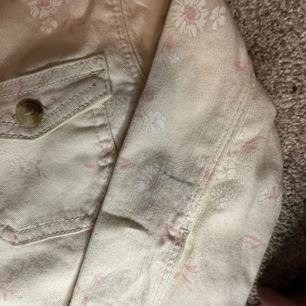 Osh Kosh OshKosh 3T cream floral Denim Jacket Girls Button Front EUC Jean
